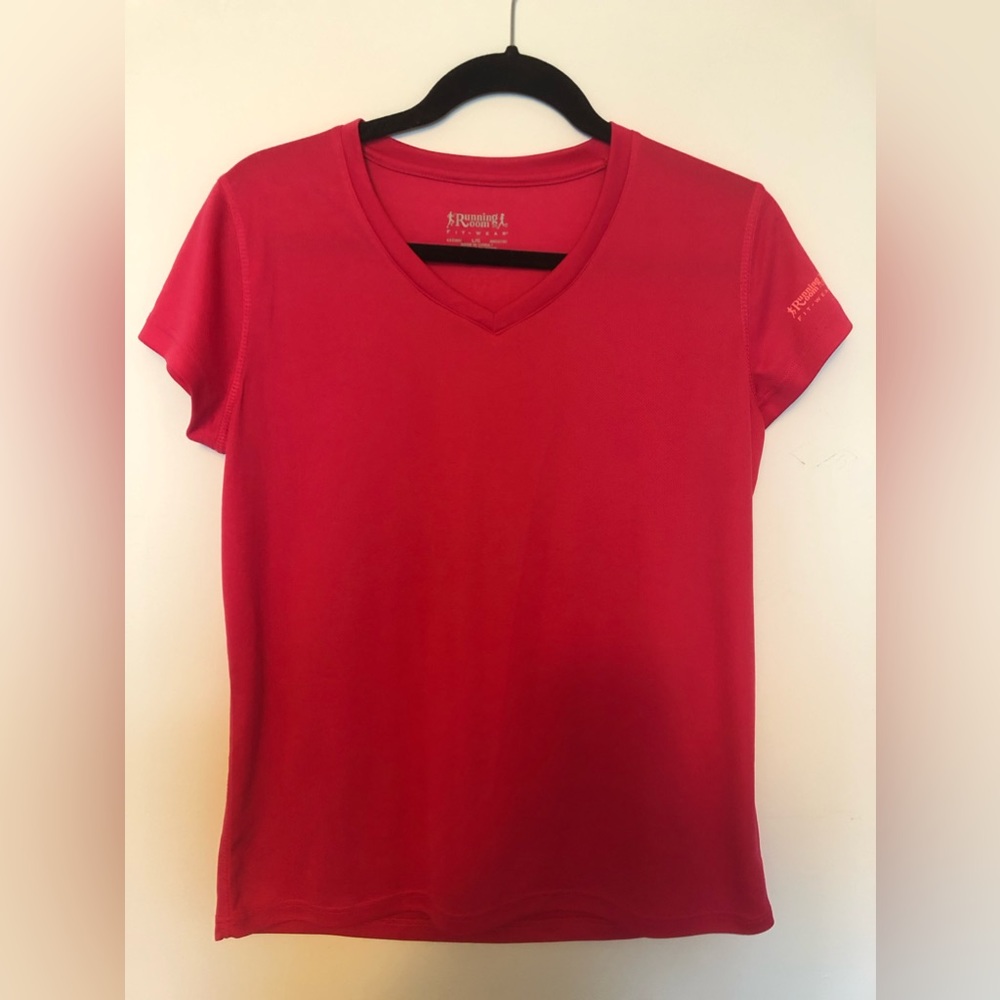 Running Room T Shirt Size Large